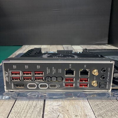 【広島店】中古  MSI MPG Z890 CARBON WIFI (Z890 1851 ATX DDR5) 172186 