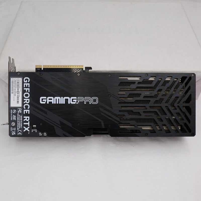 中古 Palit RTX 5070 GamingPro 12GB NE75070019K9-GB2050A(RTX5070