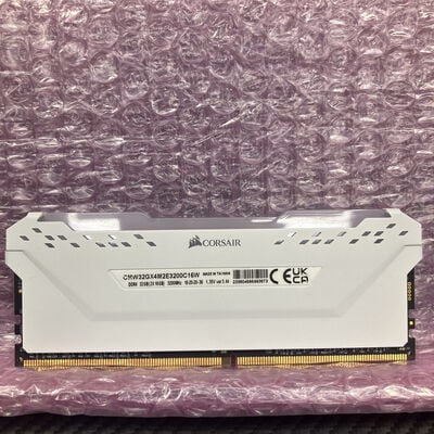 【富士青葉店】中古  Corsair CMW32GX4M2E3200C16W(DDR4 PC4-25600 16GB) 5070002113 