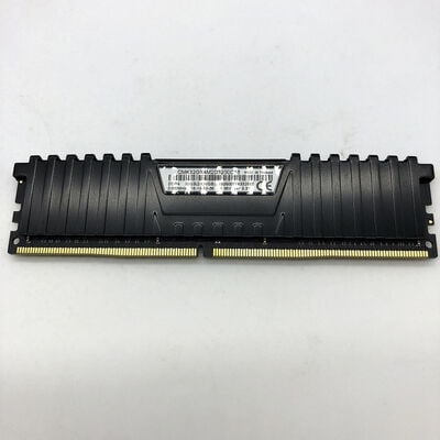 【宇都宮鶴田店】中古  PC4-25600 16GB デスクトップ用(DDR4-3200) 140728 