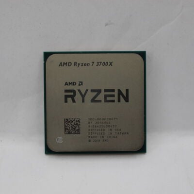 【通販センター】中古  AMD Ryzen 7 3700X (AM4/3.6/36M/C8/T16/65W) 140025 