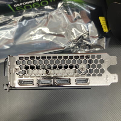 【富士青葉店】中古  Palit NE7506T019T1-GB2061S(RTX5060Ti Infinity3 16G) 178241 