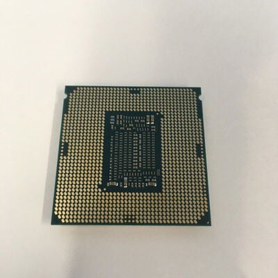 【博多店】中古  INTEL Core i5-8400 (1151/2.80GHz/9M/C6/T6) 136200 