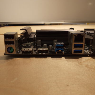 【鹿児島店】中古  ASRock H570 Phantom Gaming 4(H570 1200 ATX DDR4) 144866 