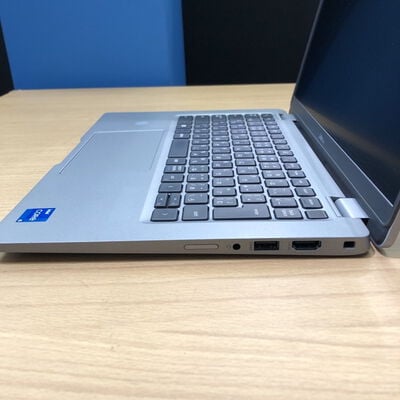 【甲府飯田店】中古  DELL Latitude 5320(Intel Core i5 1145G7 2.60GHz/16GB DDR4/SSD256GB/-/オンボード/13.3/1920x1080/Wi-Fi/WEBCAM/W11P/VBT) 192783 