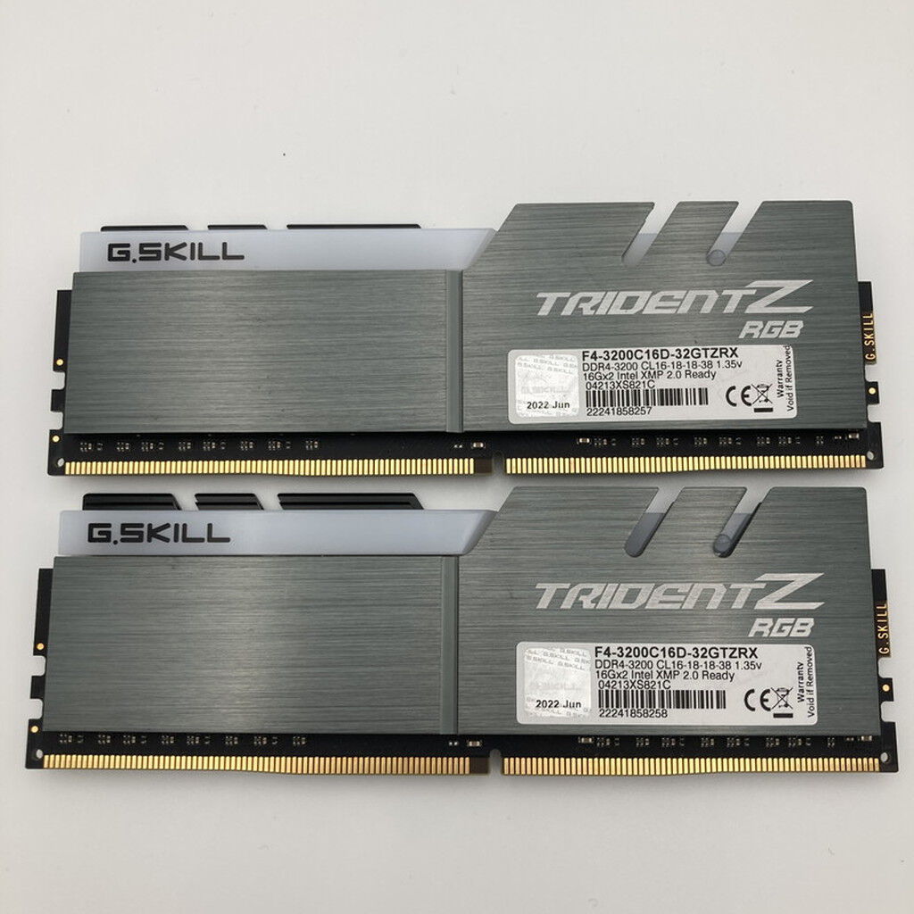 中古 16GB 2枚組(合計32GB) PC4-25600/DDR4-3200 デスクトップ用