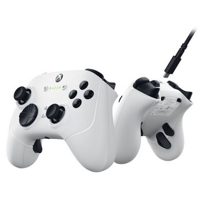 Razer  Wolverine V3 Pro White Edition (RZ06-05200200-R3M1) 