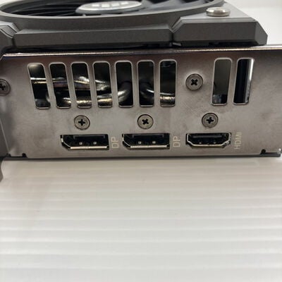 【秋葉原本店】中古  ASUS TUF-RX9060XT-O16G-GAMING (RX9060XT 16G) 179898 