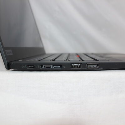 【通販センター】中古  Lenovo ThinkPad X1 Carbon 20KGCTO1WW(Intel Core i5 8250U/8GB/SSD128GB/なし/オンボード/14/2560x1440/Wi-Fi/W11H64 MAR) 185898 