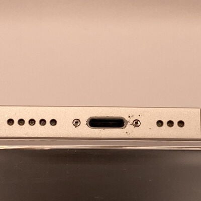 【佐賀南部バイパス店】中古  【SoftBank版SIMフリー】Apple iPhone13 6.1インチ 256GB (スターライト) MLNJ3J/A 147346 