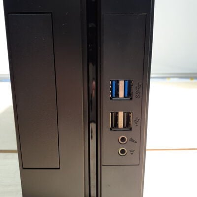 【鹿児島店】中古  THIRDWAVE Slim Knight (Intel Celeron CPU G3900 2.80GHz/8GB/SSD128GB/なし/オンボード/W11H64 MAR) 1000804238 185093 