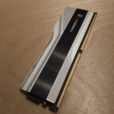 【鹿児島店】中古  PC5-51200 16GB デスクトップ用 149155 