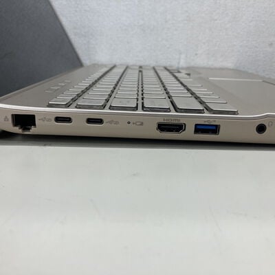 【町田店】中古  富士通 FMV LIFEBOOK AH53/J3 FMVA53J3G(Ryzen7 7735U/16GB/SSD512GB/W11H) 3330003001 