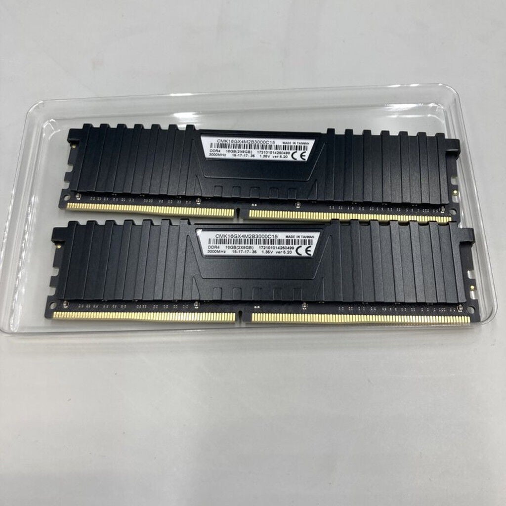 中古 8GB 2枚組(合計16GB) PC4-24000/DDR4-3000 デスクトップ用 190924