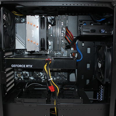 【座間相武台】中古  THIRDWAVE GALLERIA SK(Intel Core i7 13700F/32GB/SSD500GB/なし/NVIDIA GeForce RTX 4060 Ti 8GB/W11H64 MAR) 189742 