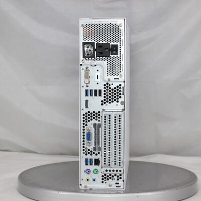【座間相武台】中古  Fujitsu ESPRIMO D588/TX 
