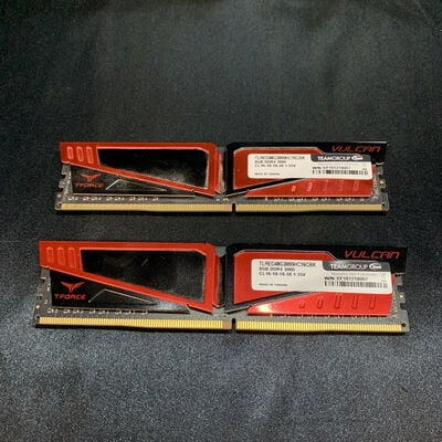 【横浜駅前店】中古  8GB 2枚組(合計16GB) PC4-24000/DDR4-3000 デスクトップ用 190924 