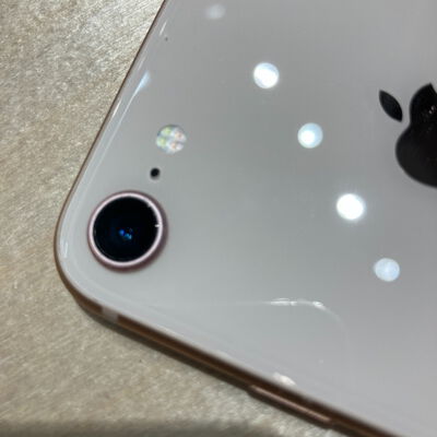 【鹿児島店】中古  【SIMロック解除済み】【au】 iPhone8 64GB (ゴールド)  MQ7A2J/A 155202 