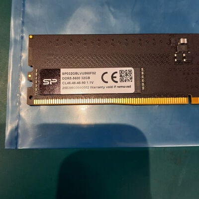 【鹿児島店】中古  PC5-44800 32GB デスクトップ用 149157 