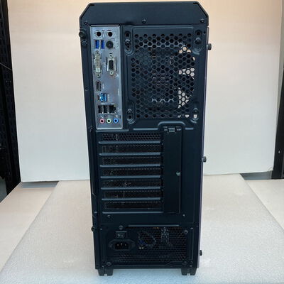 【京都店】中古  自作パソコン (Core i7 9700/32GB/SSD500GB/なし/オンボード/OS無し) 3180006569 