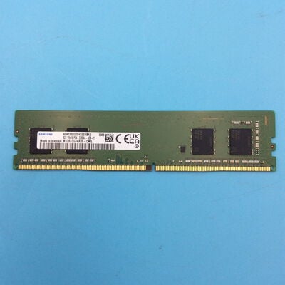 【秋葉原本店】中古  PC4-25600 8GB デスクトップ用(DDR4-3200) 140727 