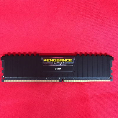 【千葉店】中古  PC4-19200 8GB デスクトップ用 126163 