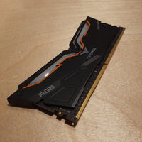 中古  PC4-25600 8GB デスクトップ用(DDR4-3200) 140727 