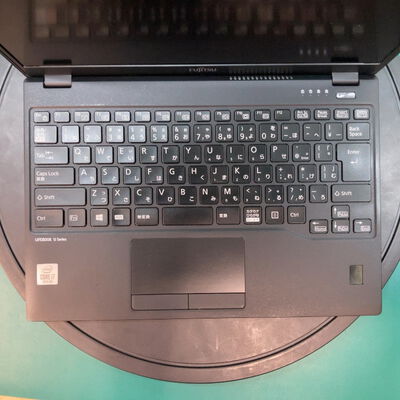 【佐賀南部バイパス店】中古  FUJITSU FMVU28021(i5-10310U/8GB/SSD256GB/W11P) 5250001776 
