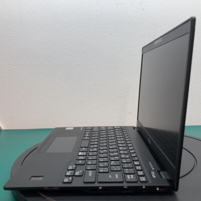 【佐賀南部バイパス店】中古  FUJITSU FMVU32025(i5-10310U/8GB/SSD256GB/W11P) 5250001775 