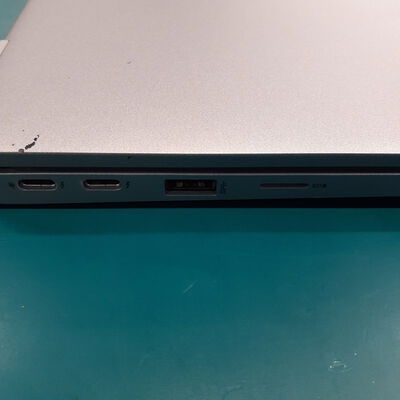 【鹿児島店】中古  DELL Latitude 5320(Intel Core i5 1145G7 2.60GHz/16GB DDR4/SSD256GB/-/オンボード/13.3/1920x1080/Wi-Fi/WEBCAM/W11P/VBT) 192753 