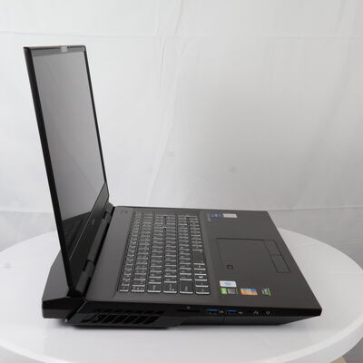 【通販センター】中古  Mousecomputer DAIV 7N 21117N-RKLABW11(Intel Core i9 11900K/64GB DDR4 (PC4)/SSD2TB/なし/NVIDIA GeForce RTX 3080 Laptop GPU 16GB/17.3/3840x2160/Wi-Fi/Windows 11 Home 64bit) 191484 