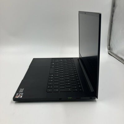 【なんば店】中古  Razer Blade 14 - RZ09-0370BJA3 (Ryzen 9 5900HX/16GB/SSD1TB/RTX3070/WLAN/14WQHD) 3280022555 
