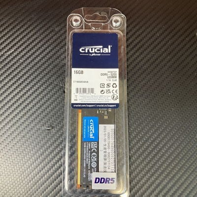 【富士青葉店】中古  Crucial CT16G52C42U5.M8G1(DDR5 PC5-41600 16GB) 183231 