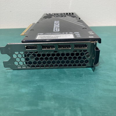 【浦添城間店(沖縄)】中古  Palit NE75070019K9-GB2050S (RTX5070 12GB Infinity 3) 188943 