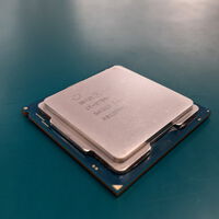 中古  INTEL Core i7 9700K (1151/3.60GHz/12M/C8/T8) 138481 