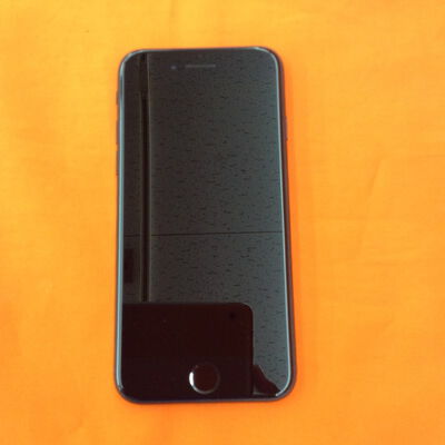 【なんば店】中古  【国内版SIMフリー】Apple iPhoneSE 4.7インチ (第3世代) 64GB (ミッドナイト) MMYC3J/A 154845 