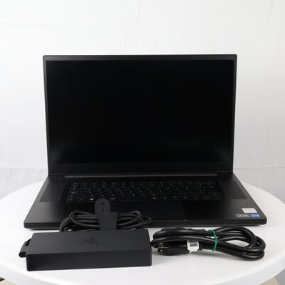 【通販センター】中古  Razer Blade 17 RZ09-0406AJA3-R3J1(Intel Core i7 11800H/32GB DDR4 (PC4)/SSD1TB/なし/NVIDIA GeForce RTX 3060 6GB Laptop GPU/17.3/2560x1440/Wi-Fi/W11H64 MAR) 200875 