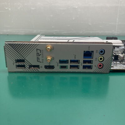 【浦添城間店(沖縄)】中古  ASRock B760 Pro RS WiFi(B760 1700 ATX DDR5) 167287 