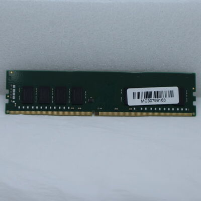 【通販センター】中古  PC4-21300 16GB デスクトップ用(DDR4-2666) 135638 