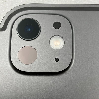 【新潟店】中古  Apple 【国内版 SIMフリー】iPad Pro 13インチ Wi-Fi+Cellular MVXR3J/A 3290006566 