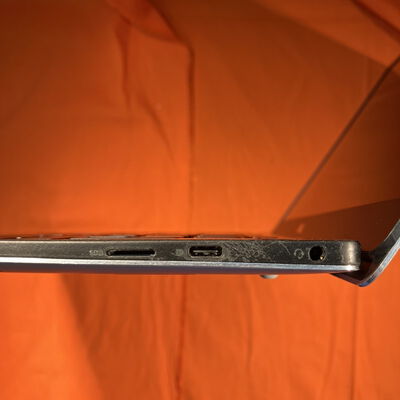【なんば店】中古  DELL XPS 13 7390  (INTEL Core i5 10210U 1.6GHz/8GB/SSD256GB/-/オンボード/13.3/1920x1080/Wi-Fi/WEBCAM/W11H64) 180648 