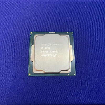 【横浜駅前店】中古  INTEL Core i7 8700 (1151/3.20GHz/12M/C6/T12) 136198 