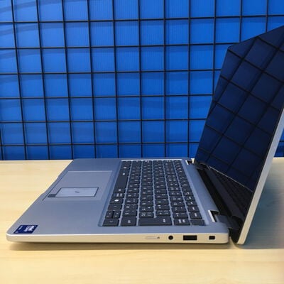 【博多店】中古  Dell Pro 13 Plus(Ultra 5 235U/16GB/SSD256GB/W11P) 3310006431 