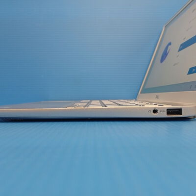 【大須店】中古  DELL Inspiron 13 P114G001 3120023903 