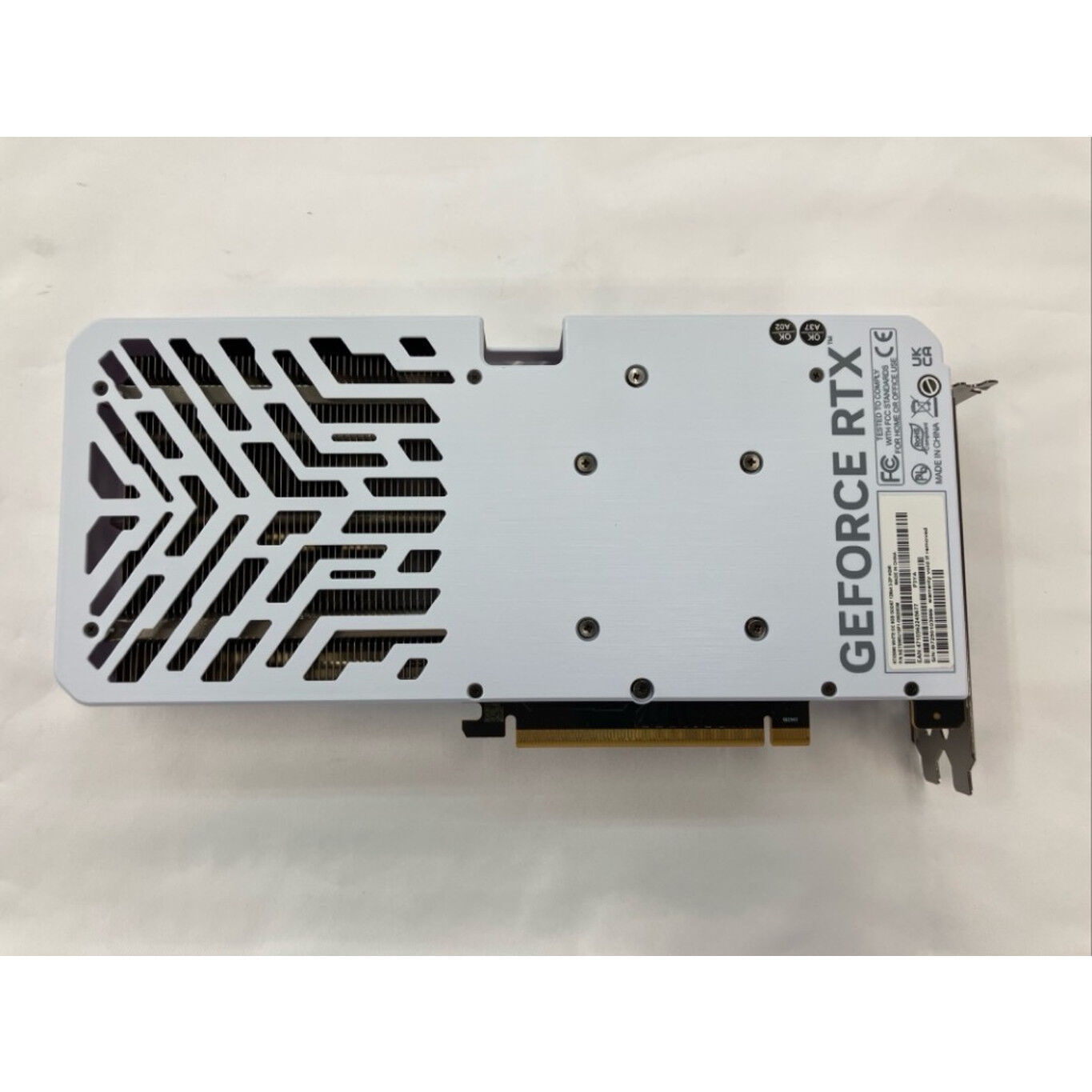 中古 Palit NE75060U19P1-GB2063M (RTX5060 WHITE OC) 188978 （334416