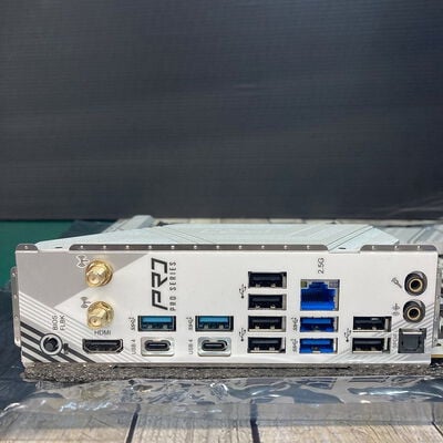 【広島店】中古  ASRock X870 Pro RS WiFi (X870 AM5 ATX DDR5) 172200 