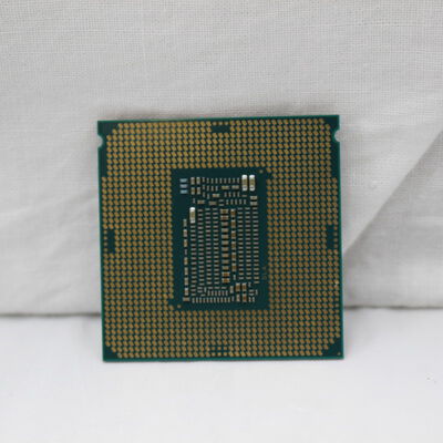【通販センター】中古  Intel Core i7 9700 (1151/3.00GHz/12M/C8/T8) 140316 