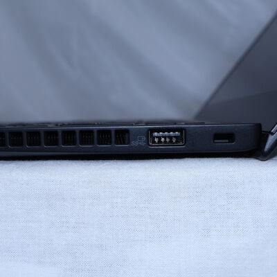 【通販センター】中古  Lenovo ThinkPad X390 (Core i7-10510U/16GB/オンボード) 202800 