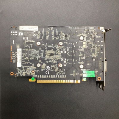 【秋葉原本店】中古  玄人志向 GF-GTX1050-2GB/OC/SF(GTX1050 2G GDR5) 133584 