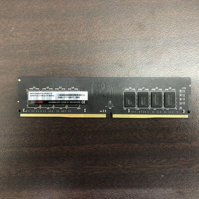 【福山ココローズ店】中古  PC4-21300 16GB デスクトップ用(DDR4-2666) 135638 